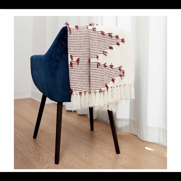 New Revolution Home Lightweight Boho Throw - Picture 3 of 5